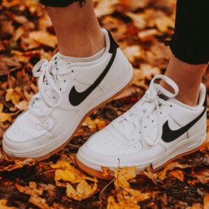 White Sports Trainer